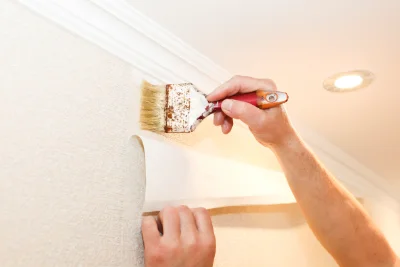 Pose de papier peint au Vigean — revêtements muraux et toiles de verre
